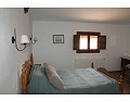 Preciosa casa de campo de 5 dormitorios y 4 baños en Raspay. in  Dream Villas Alicante