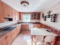 Encantadora Casa de Pueblo con Garaje en Pinoso in  Dream Villas Alicante