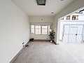 Encantadora Casa de Pueblo con Garaje en Pinoso in  Dream Villas Alicante