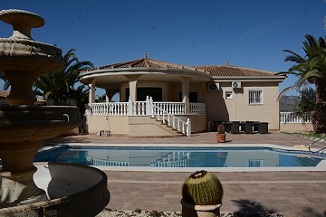 Lovely 3 Bed 3 Bath Villa in Hondon de las Nieves.