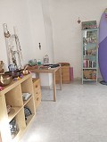 4 slaapkamer, 2 verdiepingen tellend herenhuis in Ayora in  Dream Villas Alicante