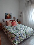 4 slaapkamer, 2 verdiepingen tellend herenhuis in Ayora in  Dream Villas Alicante