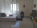 4 slaapkamer, 2 verdiepingen tellend herenhuis in Ayora in  Dream Villas Alicante