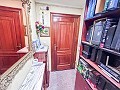 4-Schlafzimmer-Wohnung im ersten Stock mit Aufzug in Elda in  Dream Villas Alicante