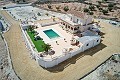Prachtige villa met 4 slaapkamers en 3 badkamers in Pinoso. (Vaste prijs) in  Dream Villas Alicante