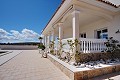 Prachtige villa met 4 slaapkamers en 3 badkamers in Pinoso. (Vaste prijs) in  Dream Villas Alicante