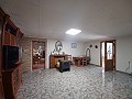 Preciosa villa de 5 dormitorios y 1 baño cerca de la ciudad de Sax in  Dream Villas Alicante