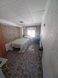 Preciosa villa de 5 dormitorios y 1 baño cerca de la ciudad de Sax in  Dream Villas Alicante