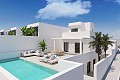 Moderne Villa mit 4 Schlafzimmern, 4 Bädern, Unterbau, Pool und Garage in  Dream Villas Alicante