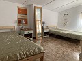 Fantastisches Landhaus mit 4 Schlafzimmern und 20.000 m2 Grundstück in  Dream Villas Alicante