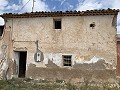 Casa para reformar con 3 dormitorios y espacio para piscina. in  Dream Villas Alicante