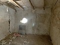 Casa para reformar con 3 dormitorios y espacio para piscina. in  Dream Villas Alicante