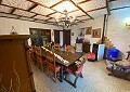 Atemberaubende traditionelle Villa mit 5 Schlafzimmern und 2 Bädern in 140.000 m2 Waldgebiet in Sax in  Dream Villas Alicante