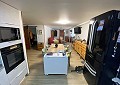 Atemberaubende traditionelle Villa mit 5 Schlafzimmern und 2 Bädern in 140.000 m2 Waldgebiet in Sax in  Dream Villas Alicante