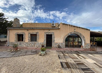 Schöne Finca in Sax 2 Schlafzimmer 1 Bad mit Potenzial für viel mehr