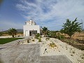 Schöne Villa mit 6 Schlafzimmern und 5 Bädern in Pinoso. in  Dream Villas Alicante