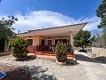 Prachtig landhuis met ongelooflijk uitzicht op de bergen in Petrer in  Dream Villas Alicante