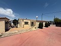 Schöne Villa mit 4 Schlafzimmern und 1 Bad in Villena. in  Dream Villas Alicante