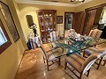 Prachtige villa met 4 slaapkamers en 2 badkamers in een van de meest prestigieuze gebieden van Elda in  Dream Villas Alicante