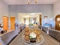¡Maravillosa villa de 5 dormitorios y 4 baños en Encebras (Pinoso) con hermosas vistas! in  Dream Villas Alicante
