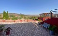 ¡Maravillosa villa de 5 dormitorios y 4 baños en Encebras (Pinoso) con hermosas vistas! in  Dream Villas Alicante