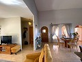 ¡Maravillosa villa de 5 dormitorios y 4 baños en Encebras (Pinoso) con hermosas vistas! in  Dream Villas Alicante