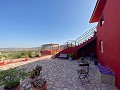 ¡Maravillosa villa de 5 dormitorios y 4 baños en Encebras (Pinoso) con hermosas vistas! in  Dream Villas Alicante