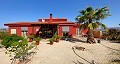 ¡Maravillosa villa de 5 dormitorios y 4 baños en Encebras (Pinoso) con hermosas vistas! in  Dream Villas Alicante