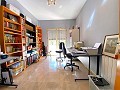 ¡Maravillosa villa de 5 dormitorios y 4 baños en Encebras (Pinoso) con hermosas vistas! in  Dream Villas Alicante