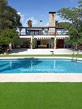 Exklusive Villa mit 4 Schlafzimmern und 3 Bädern in Loma Bada Petrer. in  Dream Villas Alicante