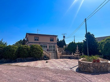 Large Country House with Pool and Annex in Sax