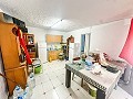 Espaciosa casa de campo con 8 habitaciones para reformar en Yecla in  Dream Villas Alicante