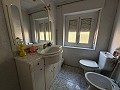 Fantastisches Stadthaus mit 4 Schlafzimmern und 3 Bädern mit Blick auf das Schloss in Petrer in  Dream Villas Alicante