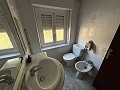 Fantastisches Stadthaus mit 4 Schlafzimmern und 3 Bädern mit Blick auf das Schloss in Petrer in  Dream Villas Alicante