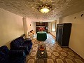 Fantastisches Stadthaus mit 4 Schlafzimmern und 3 Bädern mit Blick auf das Schloss in Petrer in  Dream Villas Alicante
