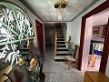 Fantastisches Stadthaus mit 4 Schlafzimmern und 3 Bädern mit Blick auf das Schloss in Petrer in  Dream Villas Alicante
