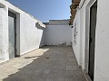 Casa adosada con 3 dormitorios, Patio, Garaje y Jardín in  Dream Villas Alicante