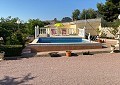 Fabulosa villa de 4 dormitorios con casa de invitados independiente en Sax in  Dream Villas Alicante