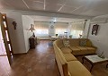 Fabulosa villa de 4 dormitorios con casa de invitados independiente en Sax in  Dream Villas Alicante
