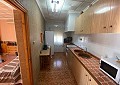 Fabulosa villa de 4 dormitorios con casa de invitados independiente en Sax in  Dream Villas Alicante