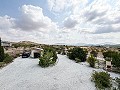 Preciosa villa de 5 dormitorios y 4 baños en Pinoso. in  Dream Villas Alicante
