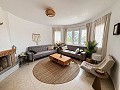 Preciosa villa de 5 dormitorios y 4 baños en Pinoso. in  Dream Villas Alicante