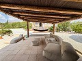 Preciosa villa de 5 dormitorios y 4 baños en Pinoso. in  Dream Villas Alicante