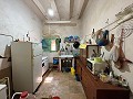 Amplia casa con garaje y gran parcela: Una casa con grandes posibilidades in  Dream Villas Alicante
