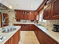 Wunderschönes privates Berganwesen mit Geschäftsmöglichkeit in Jumilla. in  Dream Villas Alicante