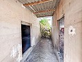 Grande opportunité à El Xinorlet : maison à rénover avec grotte et terrain in  Dream Villas Alicante