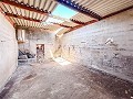 Grande opportunité à El Xinorlet : maison à rénover avec grotte et terrain in  Dream Villas Alicante