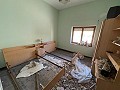 2 Casas en Pinoso con mucho potencial in  Dream Villas Alicante
