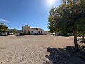 Moderne off-grid villa met zwembad in Biar in  Dream Villas Alicante