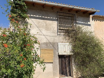 Gorgeous Cave House potentially 4 bed,  with garage and gardens